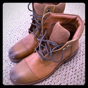 Express cap toe boots